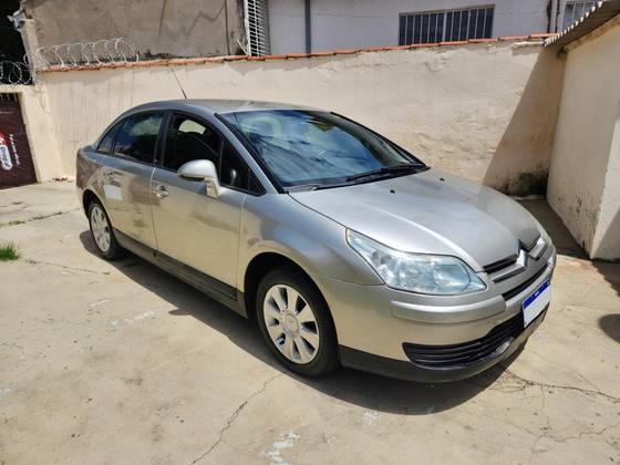 CITROËN C4 2.0 GLX PALLAS 16V FLEX 4P AUTOMÁTICO CITROËN C4 2.0 GLX PALLAS 16V FLEX 4P AUTOMÁTICO